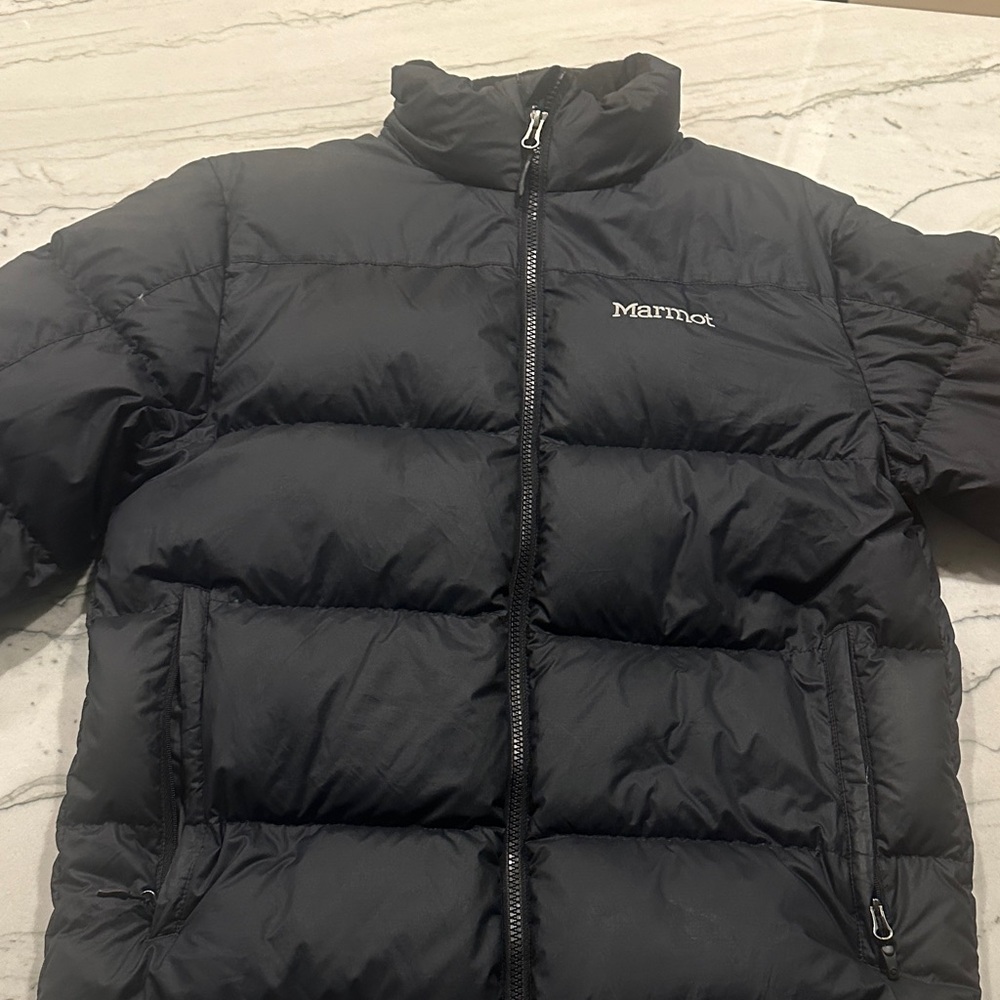 Marmot Dark Puffer Jacket with Zipper